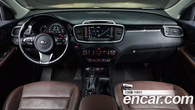 Kia Sorento — interior