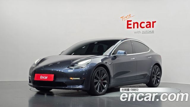 Tesla Model 3 — exterior