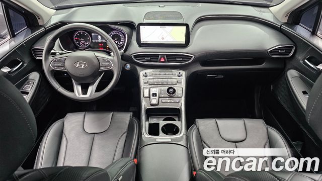 Hyundai Santa Fe — interior