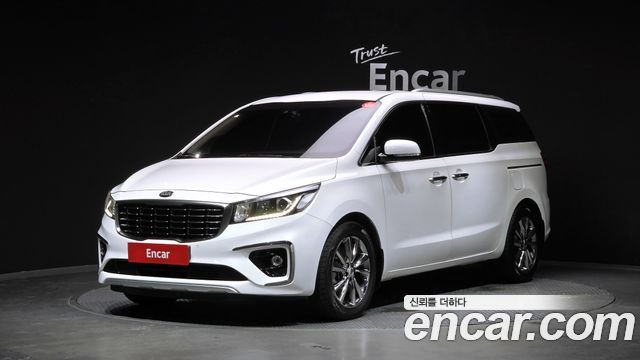 Kia Carnival — exterior