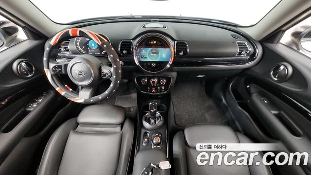 MINI Clubman — interior