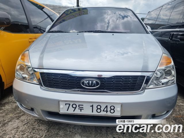 Kia Carnival — exterior