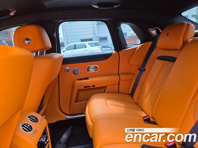 Rolls-Royce Ghost — interior