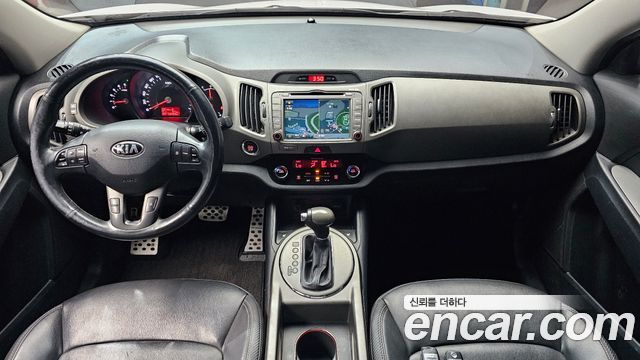 Kia Sportage — interior