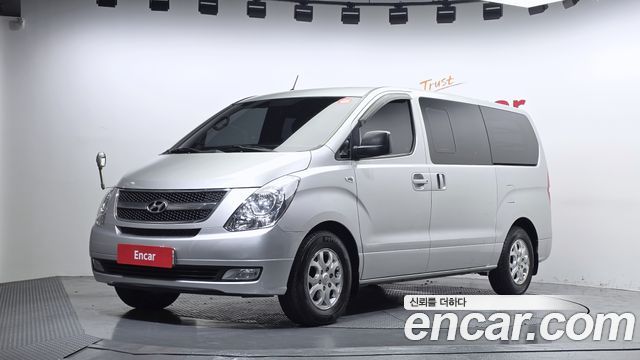 Hyundai Starex — exterior