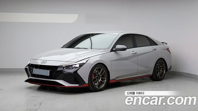 Hyundai Avante — exterior
