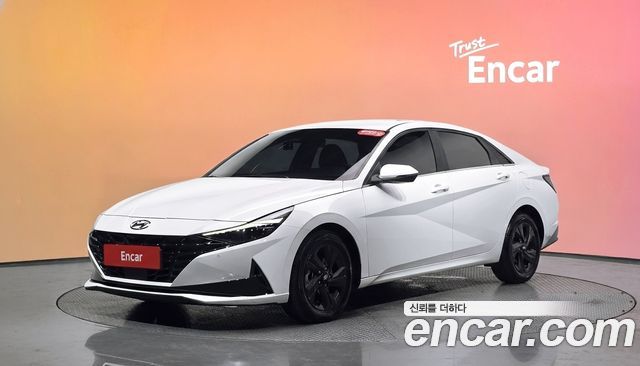 Hyundai Avante — exterior