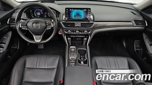 Honda Accord — interior