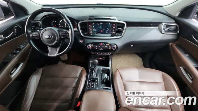 Kia Sorento — interior