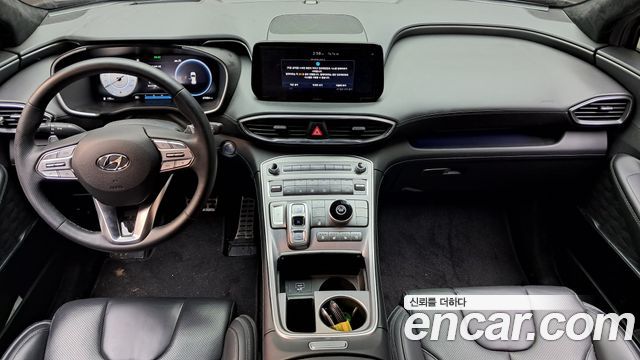 Hyundai Santa Fe — interior
