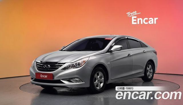 Hyundai Sonata — exterior