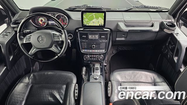 Mercedes-Benz G-Class — interior