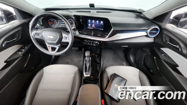 Chevrolet Korea Trax — interior