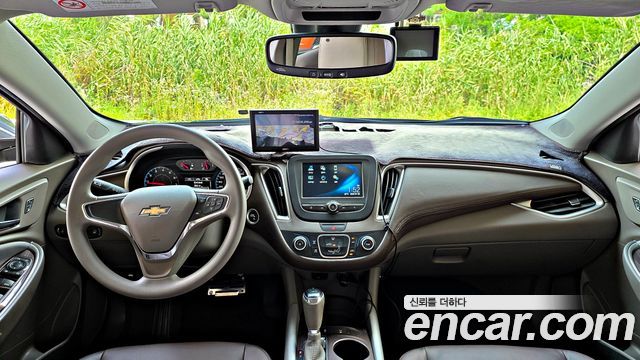 Chevrolet Korea Malibu — interior
