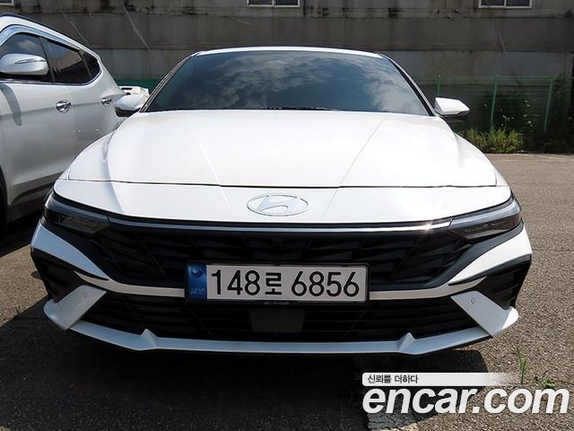 Hyundai Avante — exterior
