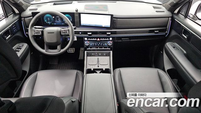 Hyundai Santa Fe — interior