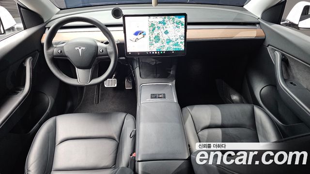 Tesla Model Y — interior