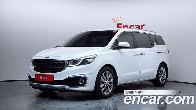 Kia Carnival — exterior