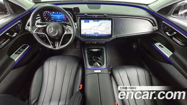 Mercedes-Benz E-Class — interior