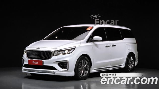 Kia Carnival — exterior