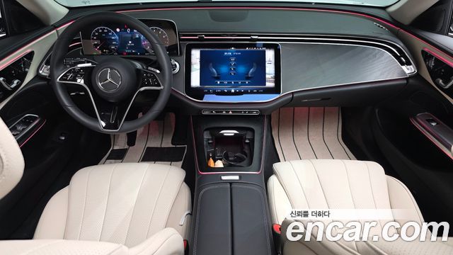 Mercedes-Benz E-Class — interior