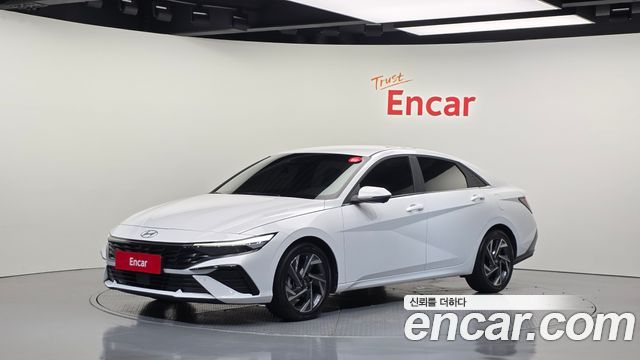 Hyundai Avante — exterior