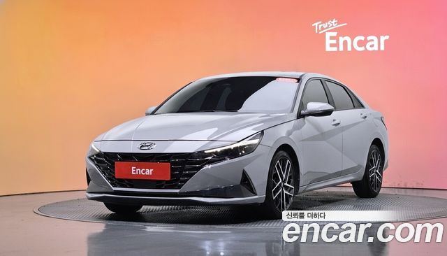 Hyundai Avante — exterior