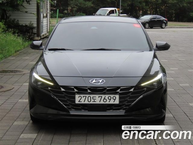 Hyundai Avante — exterior