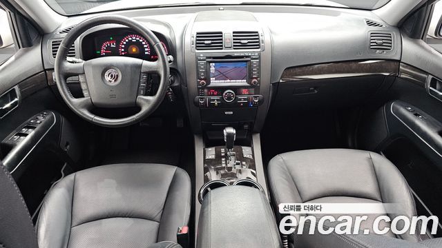 Kia Mohave — interior