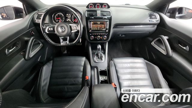 Volkswagen Scirocco — interior