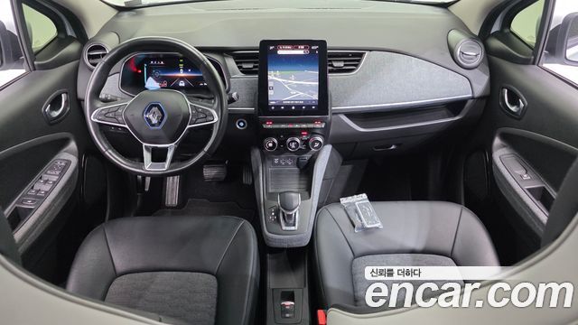 Renault Korea Zoe — interior