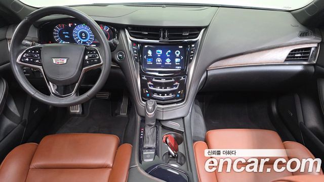 Cadillac CTS — interior