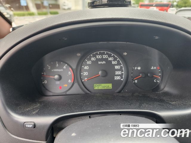 Hyundai Starex — interior