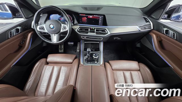 BMW X5 — interior