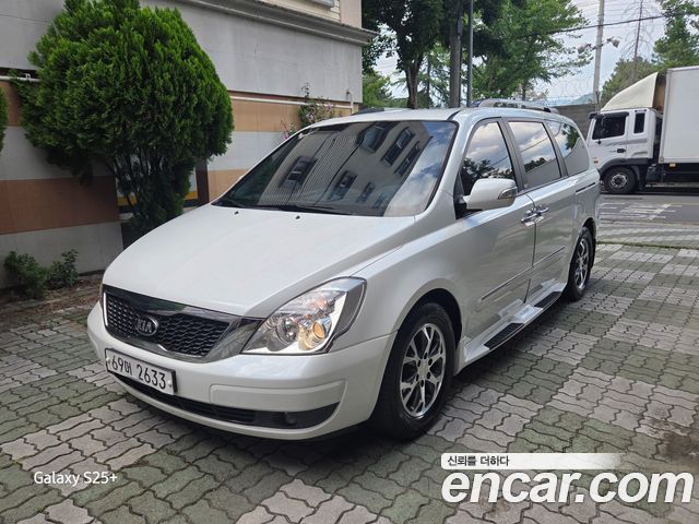 Kia Carnival — exterior