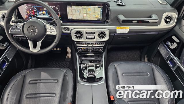 Mercedes-Benz G-Class — interior