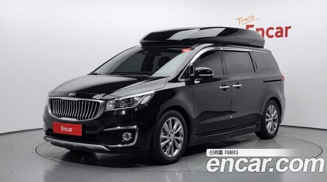 Kia Carnival — exterior