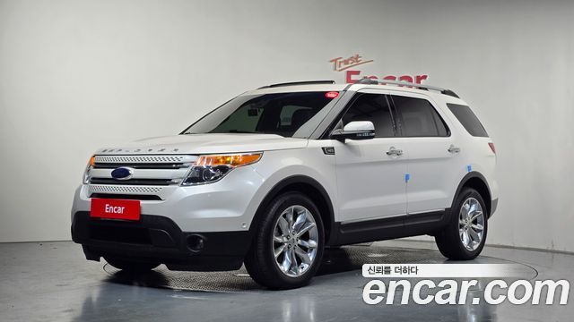 Ford Explorer — exterior