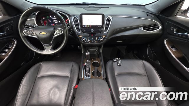 Chevrolet Korea Malibu — interior