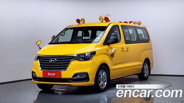 Hyundai Starex — exterior