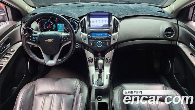 Chevrolet Korea Cruze — interior