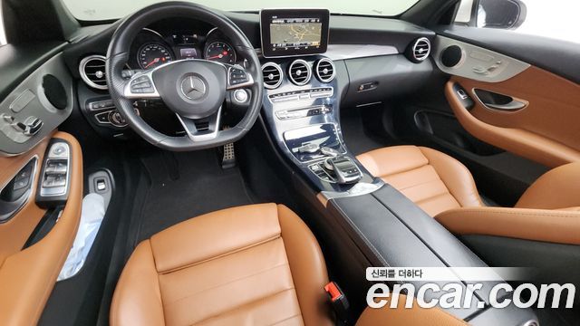 Mercedes-Benz C-Class — interior