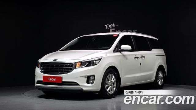 Kia Carnival — exterior