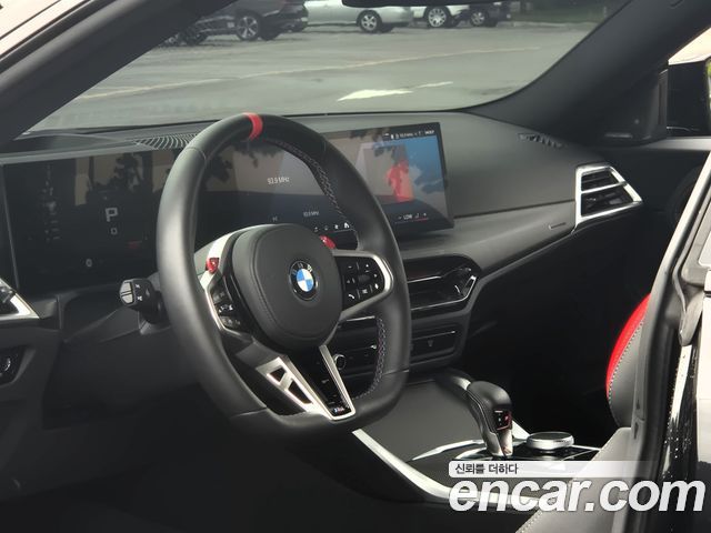 BMW M2 — interior