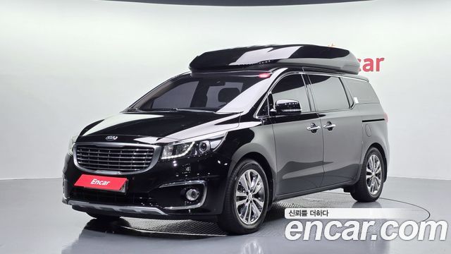 Kia Carnival — exterior