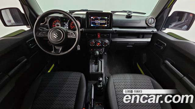 Suzuki Jimny — interior
