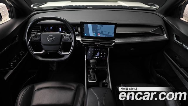 KG Mobility Torres — interior