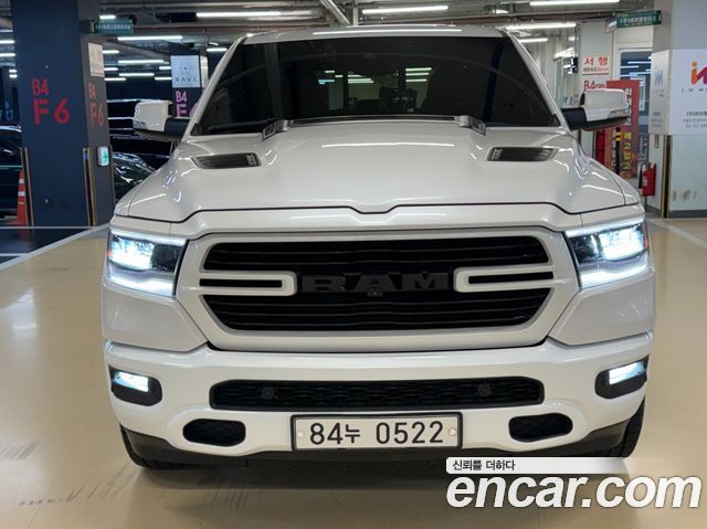 Dodge Ram Pickup — exterior