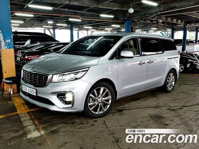 Kia Carnival — exterior