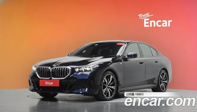 BMW 5 Series — exterior